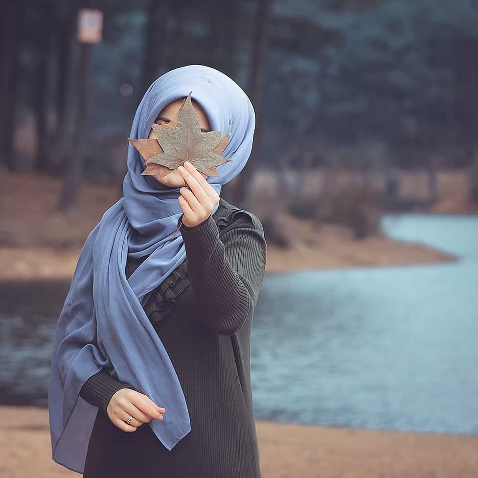 عکس پروفایل دخترانه باحجاب لب دریا