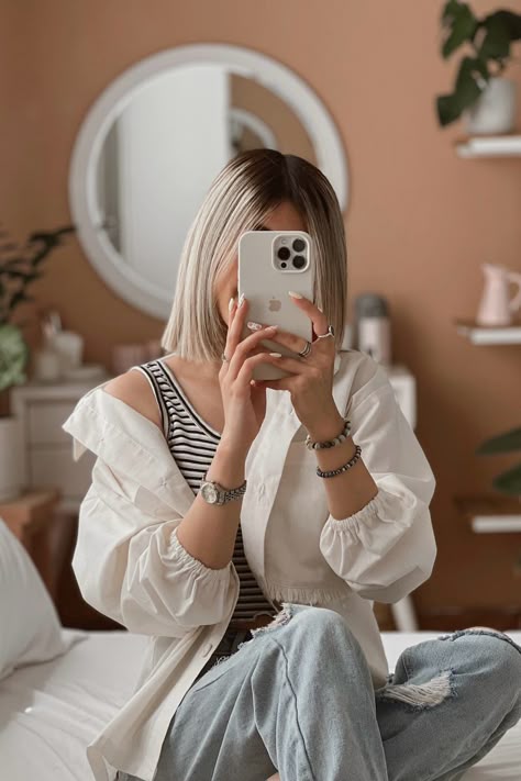 عکس پروفایل دخترانه باکلاس با گوشی آیفون