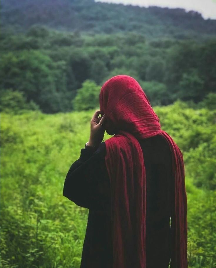 عکس دختر برای پروفایل تلگرام در طبیعت