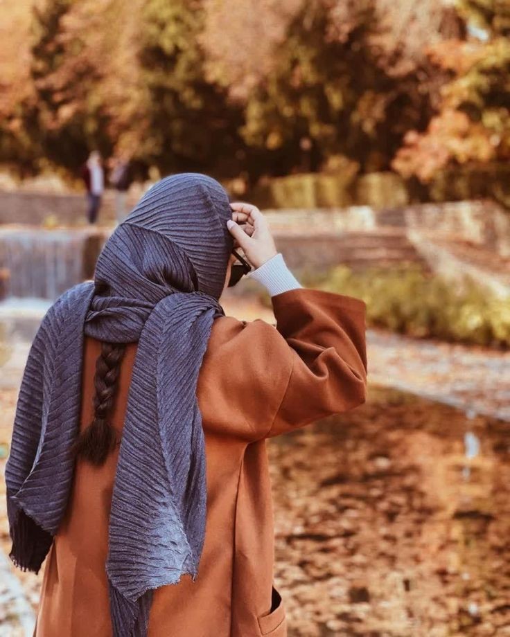 عکس دختر برای پروفایل تلگرام در پاییز