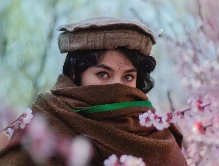 عکس دختر هزاره برای پروفایل بهاری