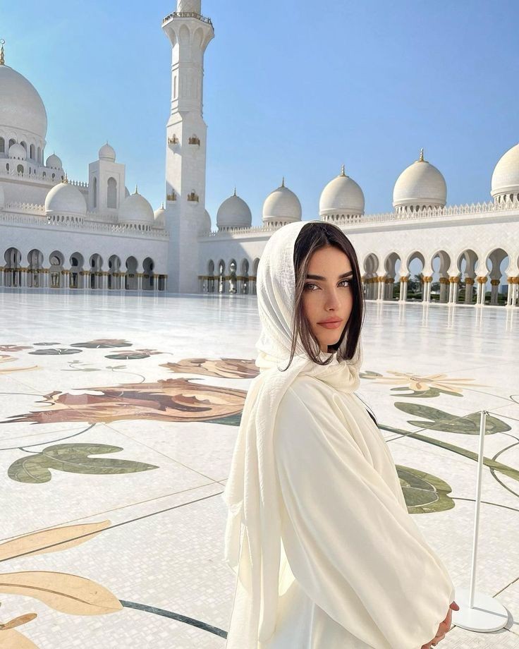 عکس پروفایل عربی دخترانه در مسجد