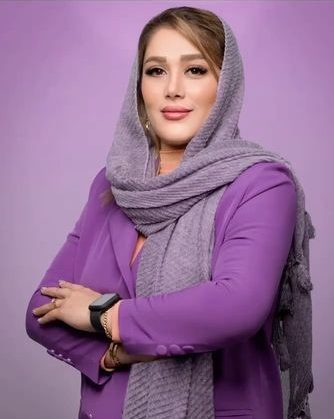 عکس پروفایل زنانه با تم بنفش