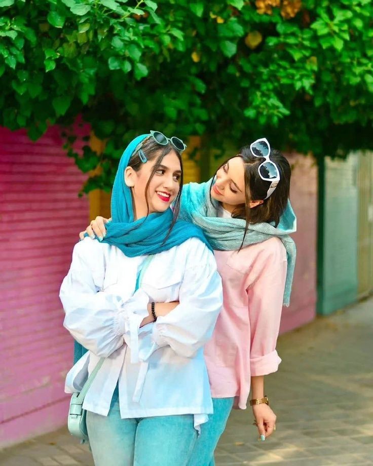 عکس پروفایل دخترونه شیک و با کلاس دونفره