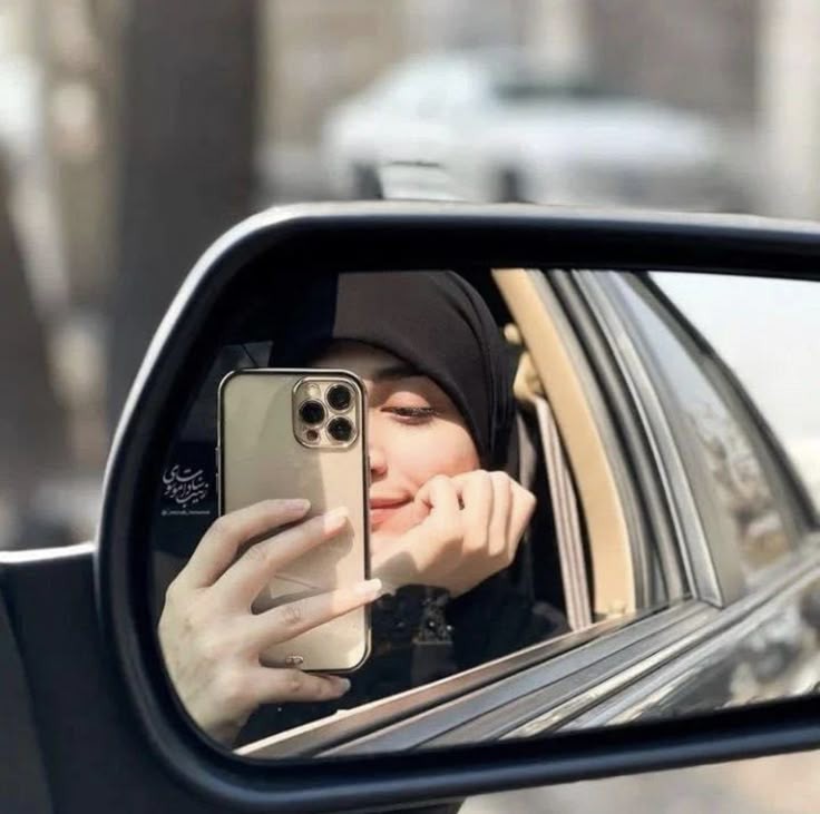 عکس پروفایل چادری سلفی در آینه ماشین