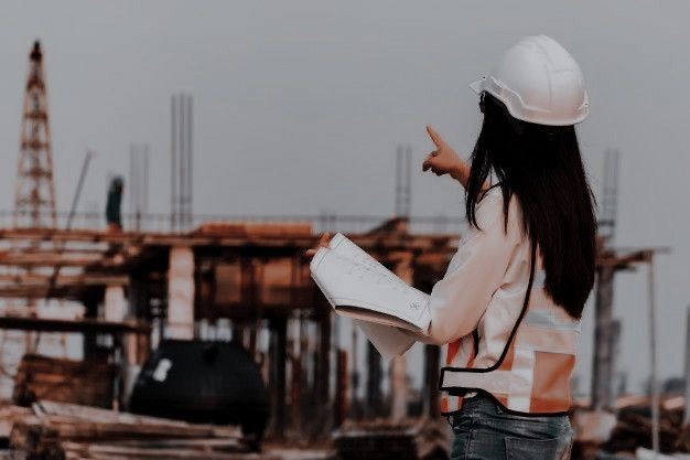 عکس پروفایل خانم مهندس سر پروژه