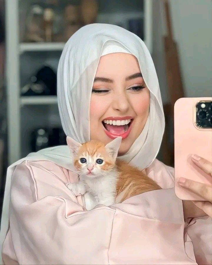 عکس پروفایل عربی دخترانه با گربه