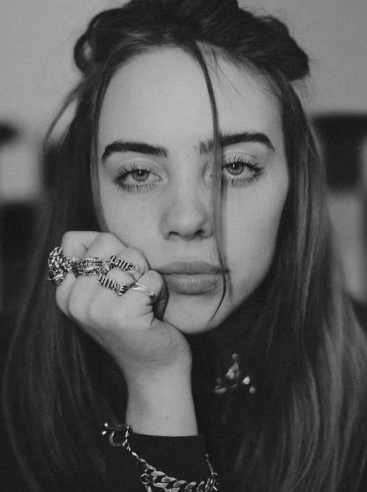 عکس پرتره بیلی ایلیش برای پروفایل