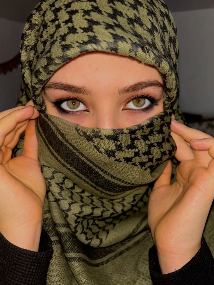 عکس پروفایل عربی دخترانه با چشم سبز
