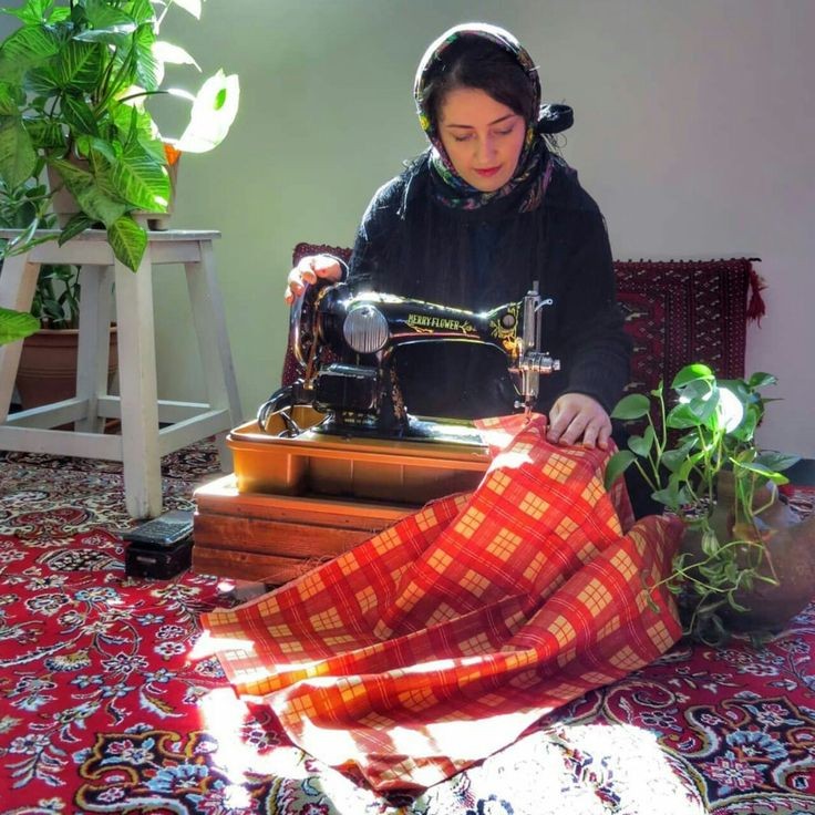 عکس پروفایل خیاطی زنانه جذاب
