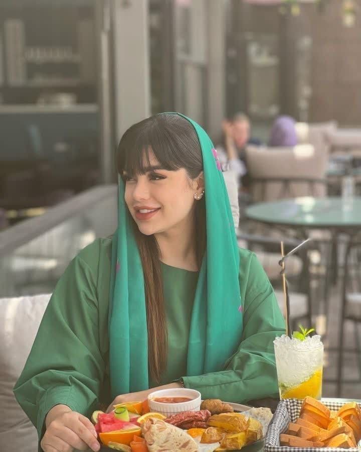 عکس پروفایل دخترونه شیک و با کلاس با استایل سبز
