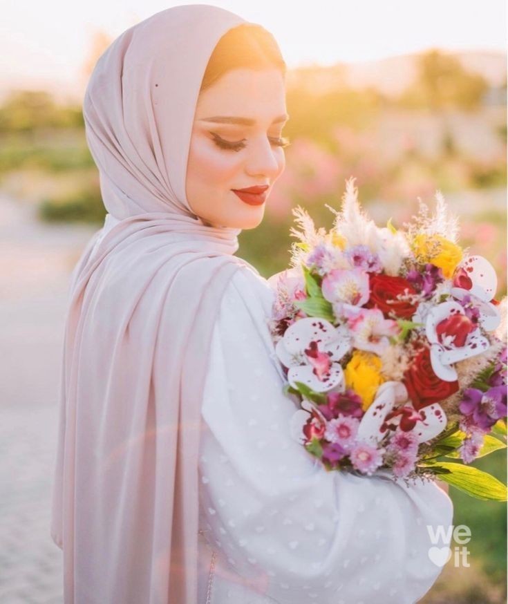عکس پروفایل زنانه با گل