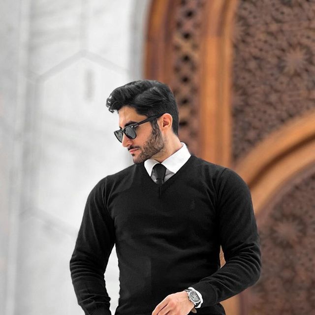 عکس پروفایل پسرانه لاکچری با عینک دودی