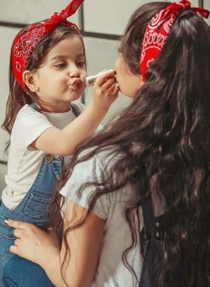 عکس پروفایل بامزه مادر دختری