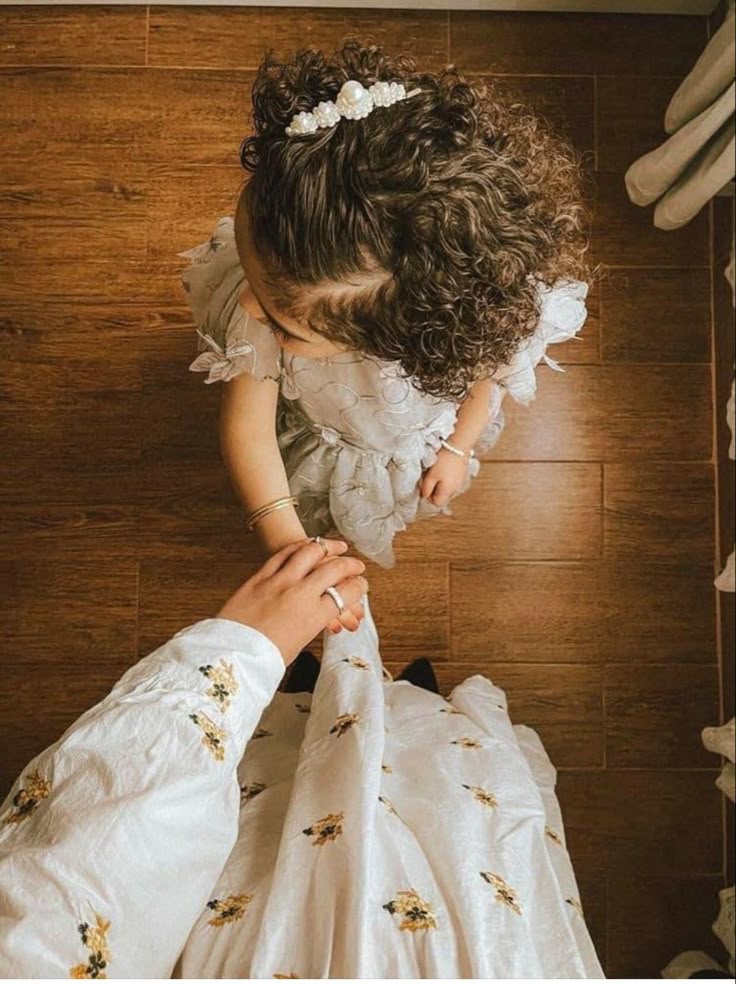 عکس پروفایل مادر دختری خاص
