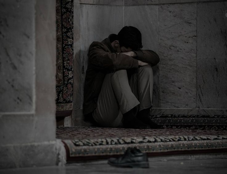 عکس پروفایل مذهبی پسرانه غمگین
